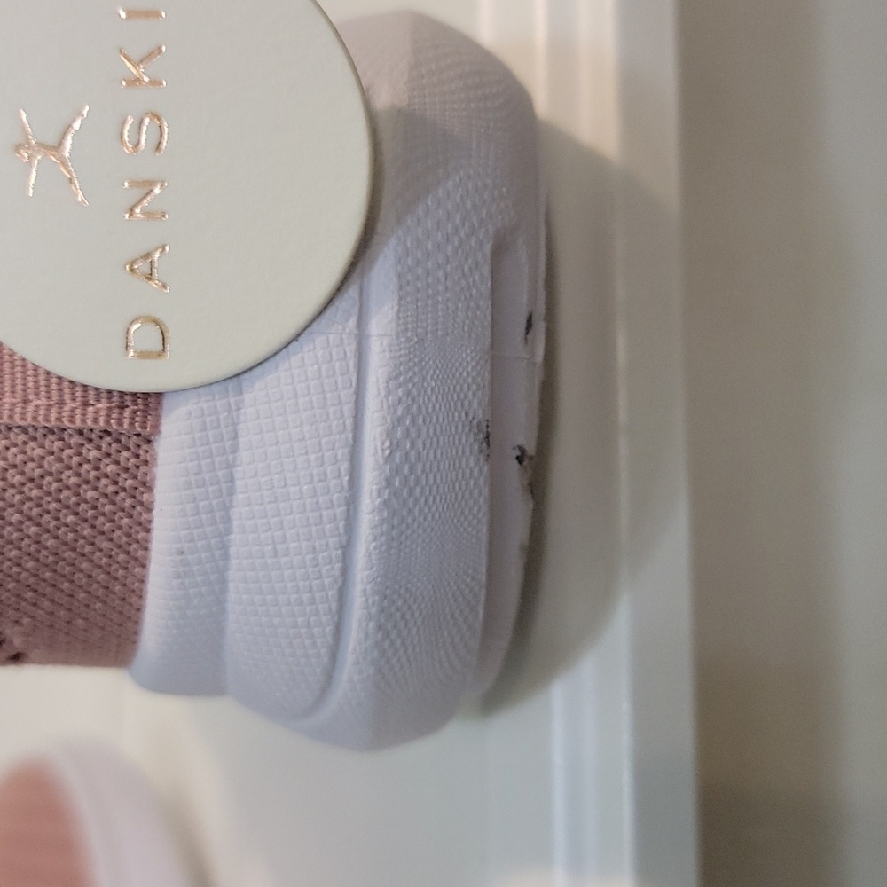 Danskin sneakers - 2 pairs - Picture 10 of 11